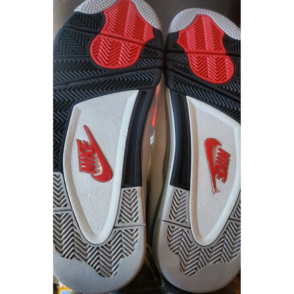 Nike Air Jordan 4 Retro White Cement. Size 10
